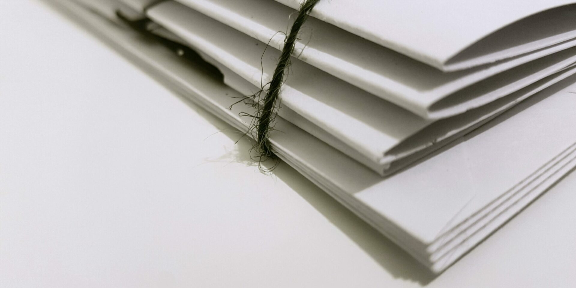 attestation marché public